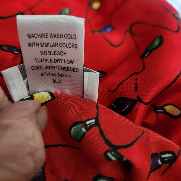 Cinema Eloile Holiday Cami red satin feel adjustable straps - Picture 6 of 7